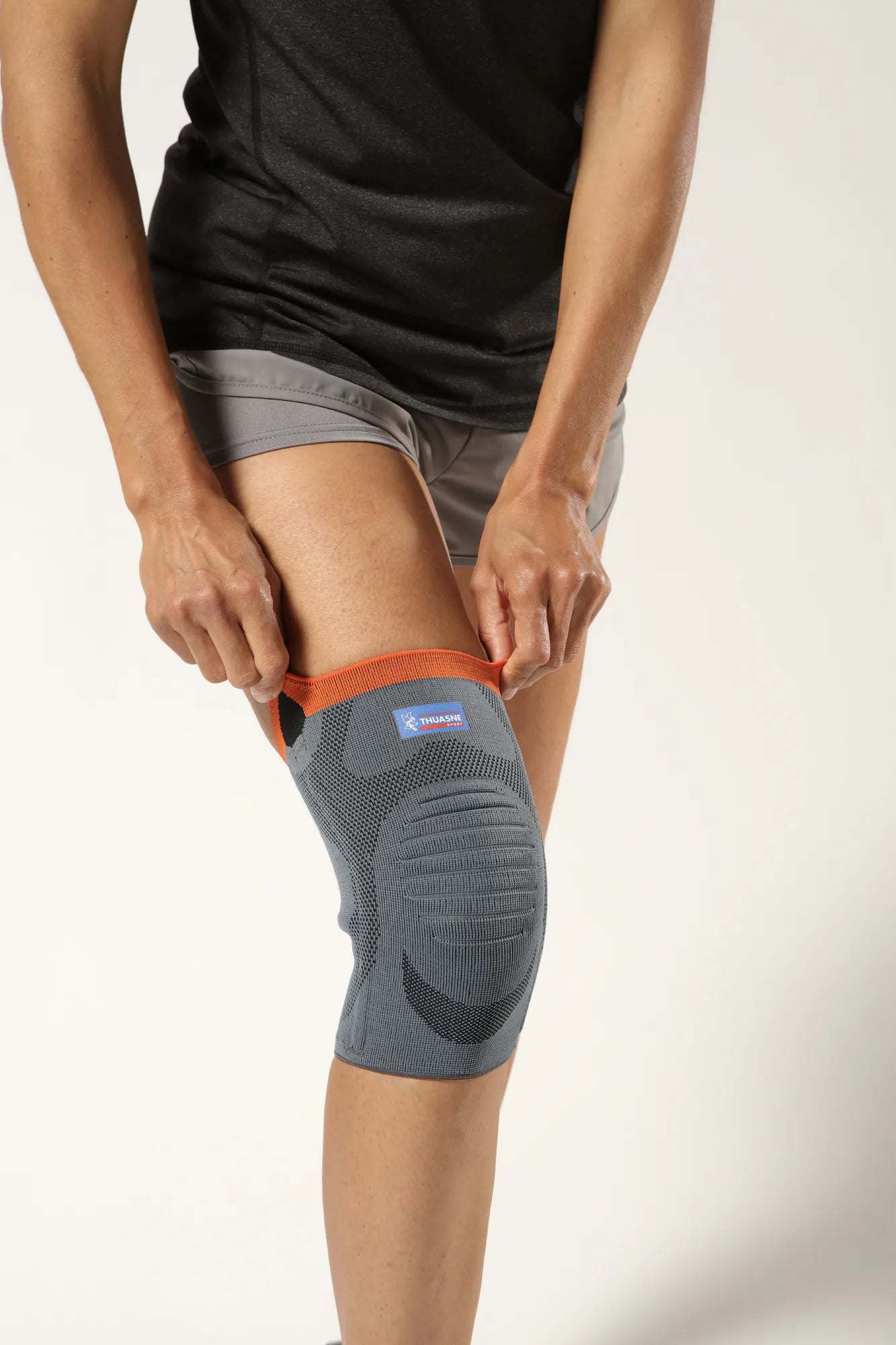 REINFORCED KNEE SUPPORT (354)
